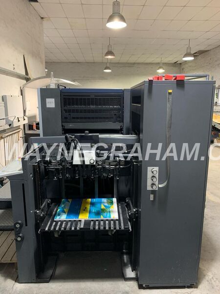 Image of a used Heidelberg Speedmaster 74-2-P two colour printing press for sale - Year: 2009 - Equipped with: Prinect Off-Press Controls, Alcolor Dampening, Technotrans Refrigeration and Recirculation, Autoplate, Preset, Automatic Blanket Wash, Automatic Ink Roller Wash, Automatic Impression Cylinder Wash, Plus Version, Dry Powder Spray Unit, Perfects 1-1