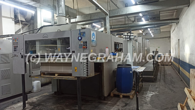 Image of a used Roland 905-6+L large format six colour printing press with coating unit for sale - Year: 1997 - Ref: 31946
