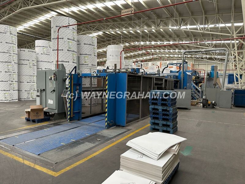 Image of a used Marquip 1650 Sheet Wizard Large Format Sheeter For Sale - Year: 2002 - Equipped with: 1,850mm Dual Reel Stand, 2 Load Cell Tension Control Systems, 2 Paper Delivery Bridge Systems, 2 Laser Reel Aligners, 1650mm Dual Rotary Knife, Stacker Delivery System, Accumulation Conveyor, 1650mm Wizard Stacker Stacking Bay - Ref: 32101